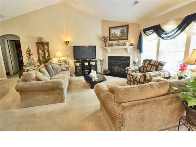303 Wynfield Forest Dr, Summerville, SC 29485