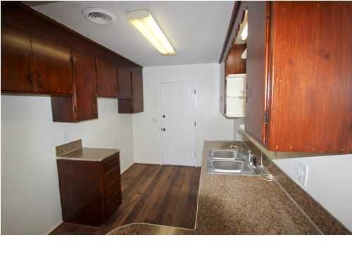 1625 Larry, North Charleston, SC 29406