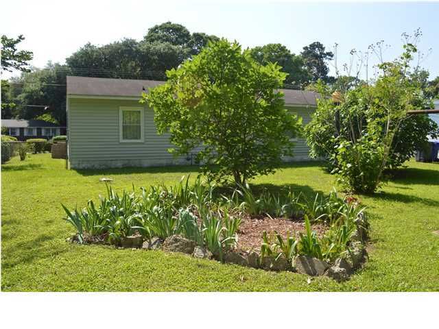 2629 Leeds Ave, North Charleston, SC 29405