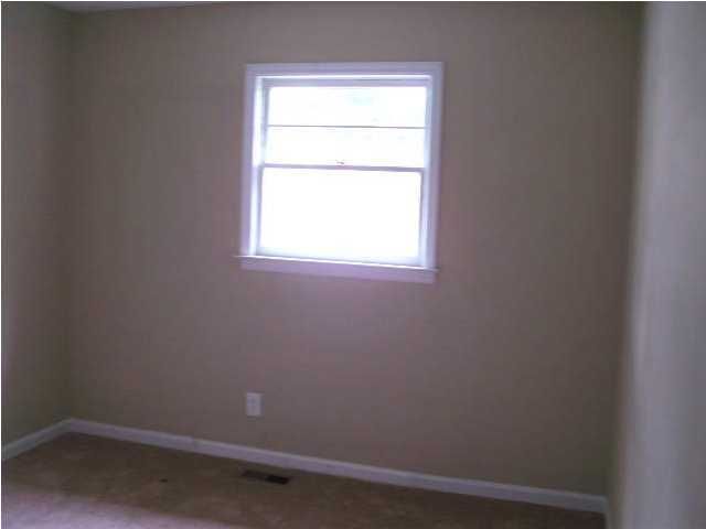 112 Rahway Rd, Goose Creek, SC 29445