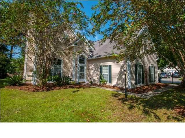 517 Pritchards Point Dr, Mount Pleasant, SC 29464