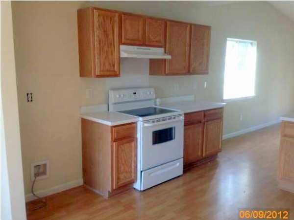 129 Apache Dr, Summerville, SC 29483