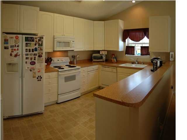 200 Moon Dance Ln, Summerville, SC 29483