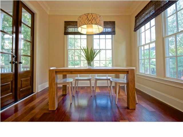 27 Edenton Rd, Mount Pleasant, SC 29464