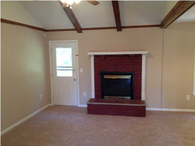 222 Village Green Cir, Summerville, SC 29483