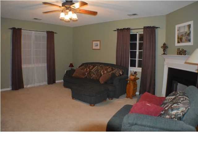 605 Navaho Blvd, Summerville, SC 29483