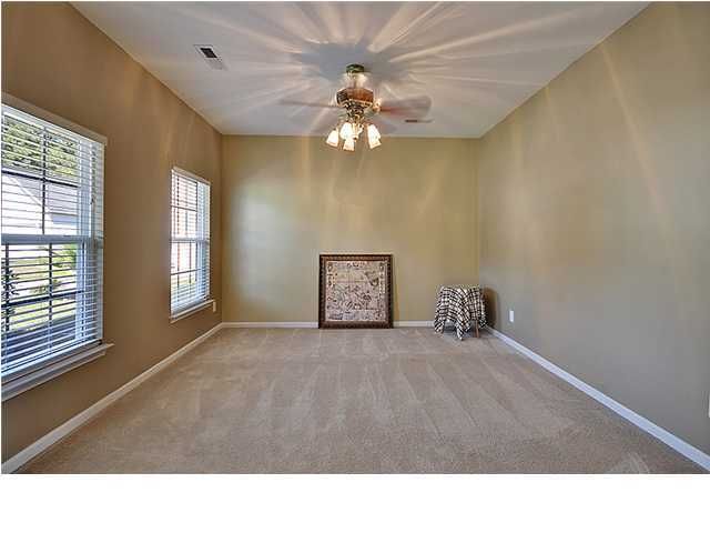 104 Causeyside Ct, Summerville, SC 29485