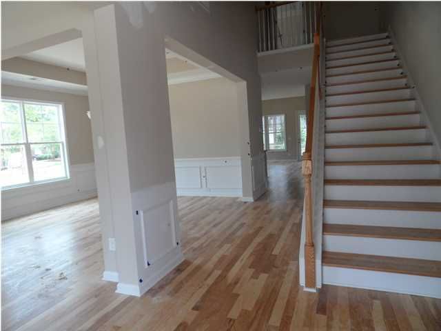 103 Riviera Dr, Summerville, SC 29483