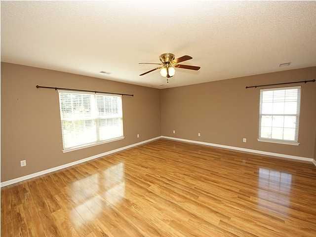 148 Wildberry Ln, Goose Creek, SC 29445