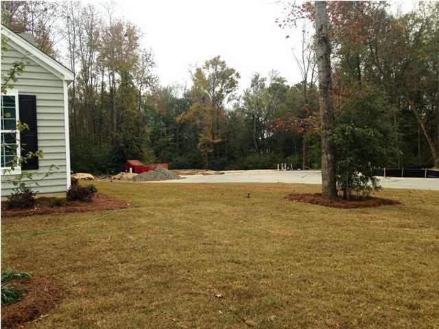 137 Hickory Ridge Way, Summerville, SC 29483