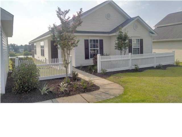 111 Savannah River Dr, Summerville, SC 29485