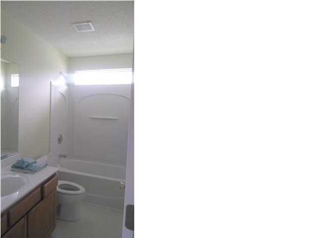111 Savannah River Dr, Summerville, SC 29485