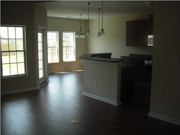 6001 Snead Ln, Summerville, SC 29483