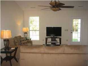 8112 Cadence Ct, North Charleston, SC 29420