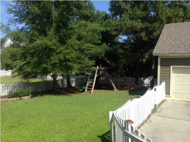 1097 Barfield St, Charleston, SC 29492