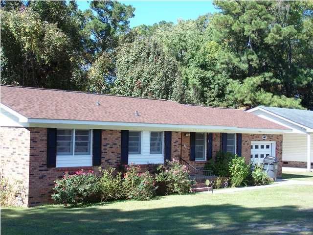 607 College Park Rd, Ladson, SC 29456