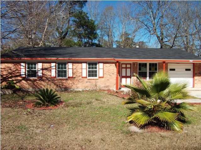1982 Butternut St, Charleston, SC 29414