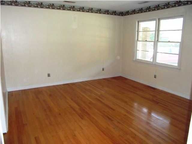 221 Pandora Dr, Goose Creek, SC 29445