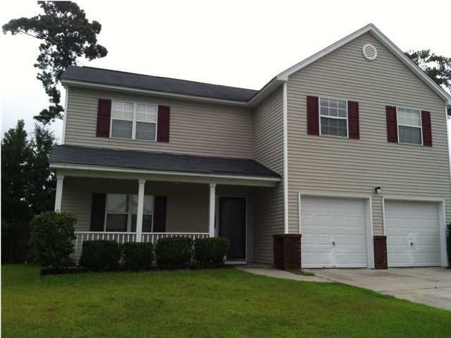 100 Creek Bend Dr, Summerville, SC 29485
