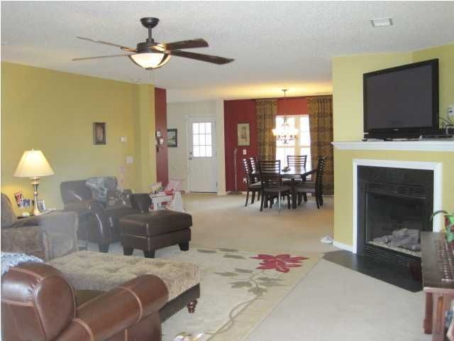 225 Myrtle Way, Summerville, SC 29483