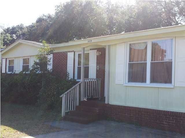 1609 Westmoreland Ave, Charleston, SC 29412