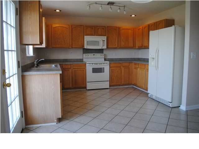 317 Delafield Dr, Summerville, SC 29483