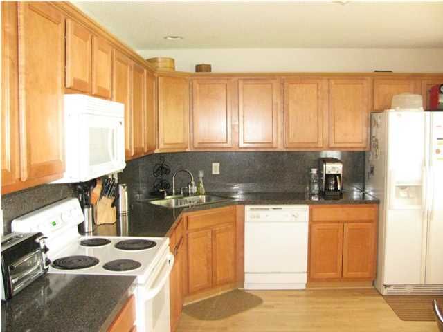 240 Mallory Dr, Charleston, SC 29414