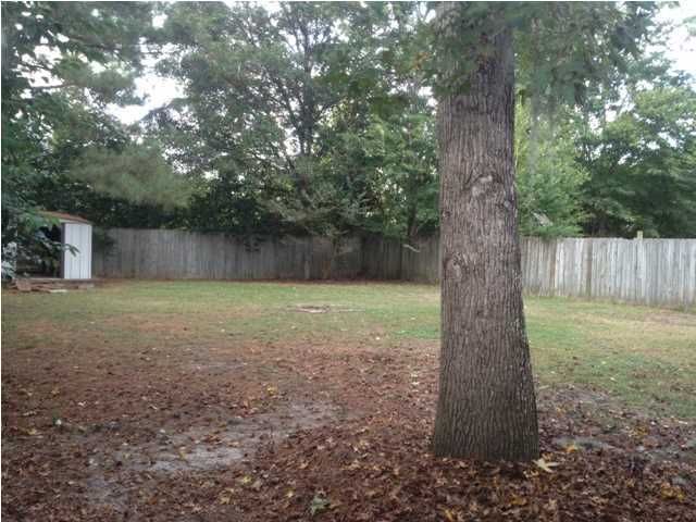 1286 Maryland Dr, Ladson, SC 29456