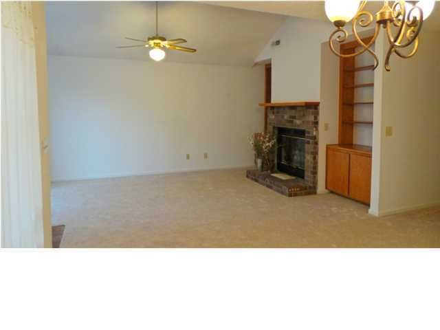 2323 S England St, Charleston, SC 29414