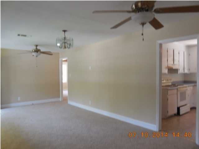 134 Gator Dr, Goose Creek, SC 29445