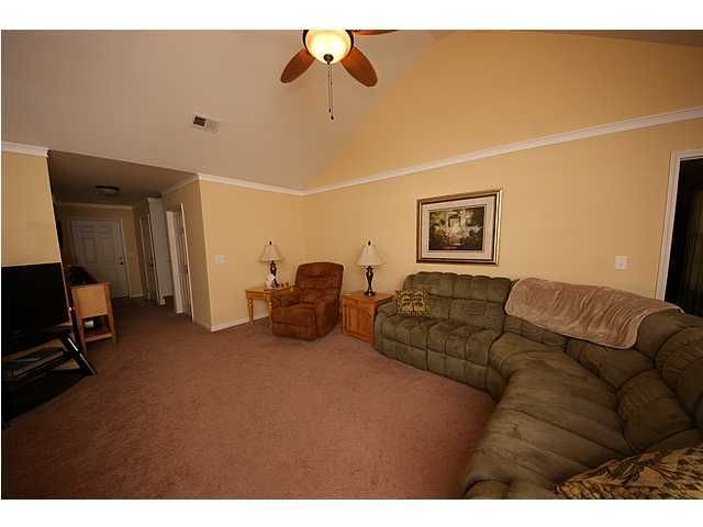 323 Winford Ct, Moncks Corner, SC 29461