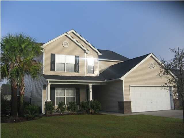 540 Holiday Dr, Summerville, SC 29483