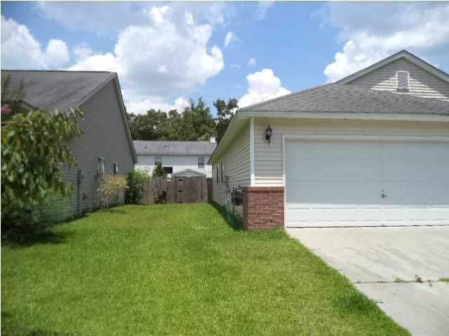7962 Long Shadow Ln, North Charleston, SC 29406