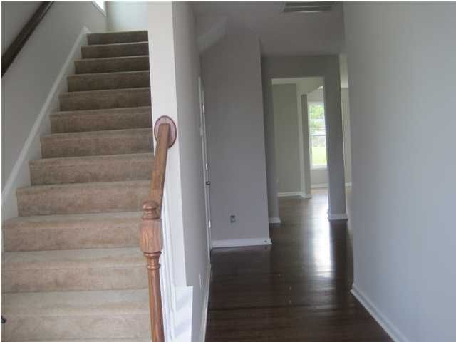 1217 Raven Rd, Hanahan, SC 29410