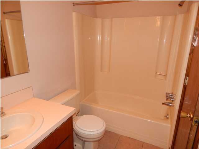 418 Delmont Dr, Goose Creek, SC 29445