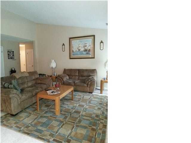 106 Carriage Ln, Summerville, SC 29483