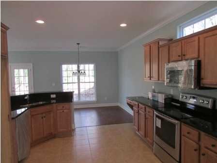 106 Canal St, Summerville, SC 29485