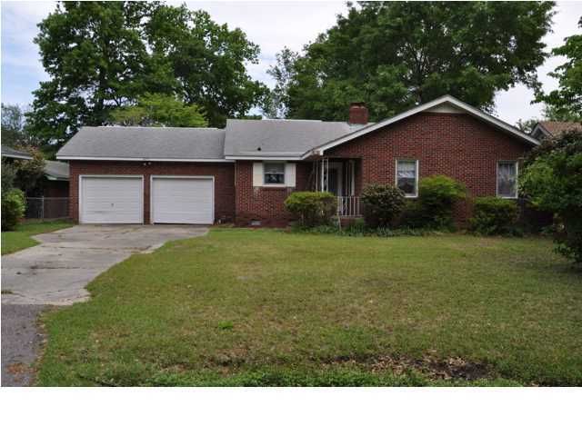 6214 Old Point Rd, Hanahan, SC 29410