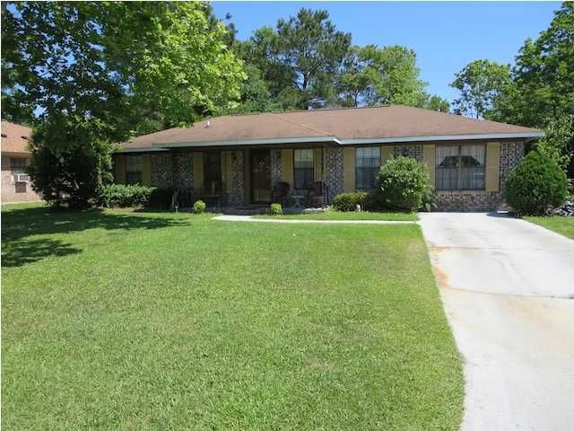 205 Village Green Cir, Summerville, SC 29483