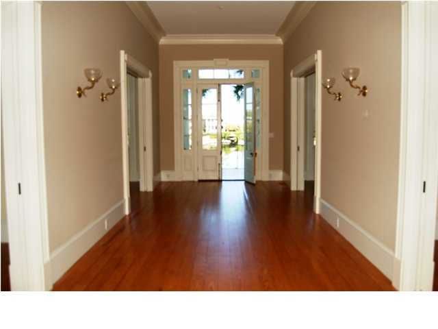 23 Eastlake Dr, Mount Pleasant, SC 29464