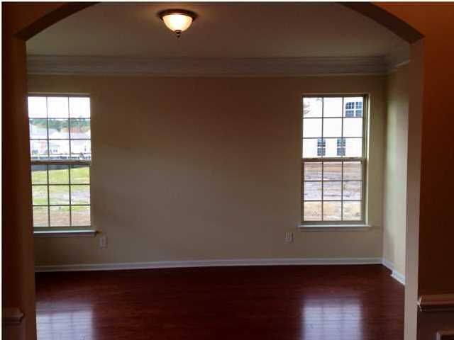 546 Rosings Dr, Summerville, SC 29483