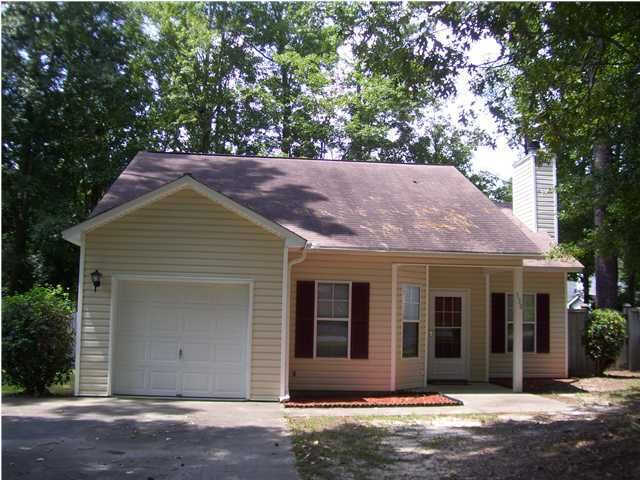 130 Beverly Dr, Ladson, SC 29456
