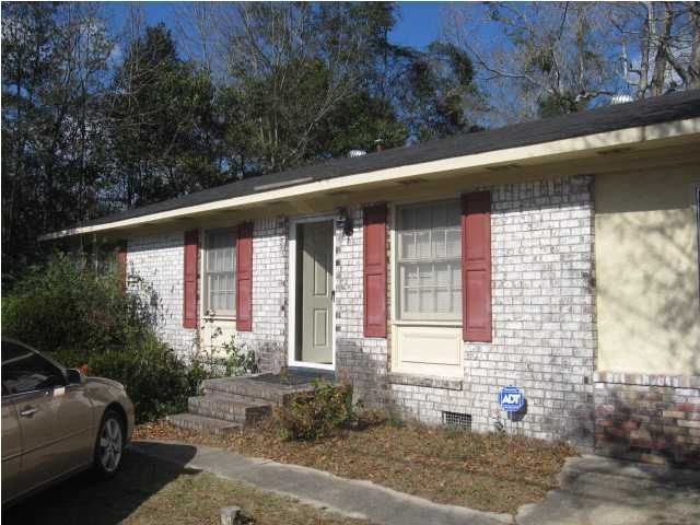 1586 Westwood Dr, Charleston, SC 29412