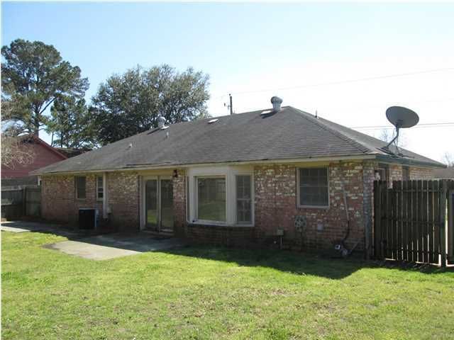 7724 Peggy Dr, North Charleston, SC 29418