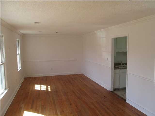 7724 Peggy Dr, North Charleston, SC 29418