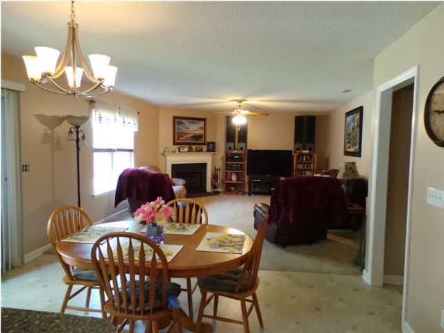 120 Summer Trace Dr, Summerville, SC 29485