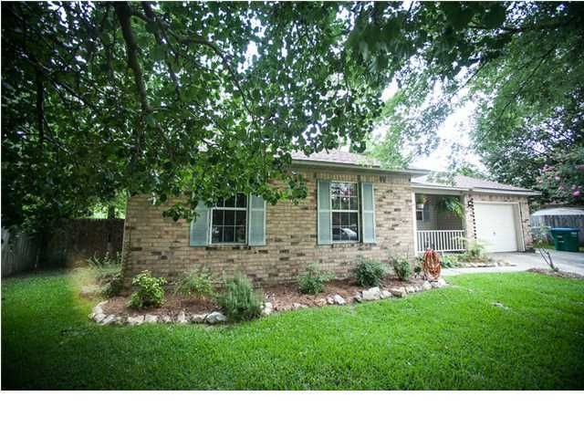 110 Pipestone Dr, Summerville, SC 29485