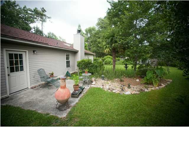 110 Pipestone Dr, Summerville, SC 29485