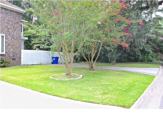 107 Gatewood St, North Charleston, SC 29418