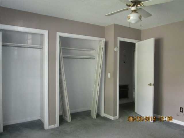 1588 Longview Rd, Mount Pleasant, SC 29464